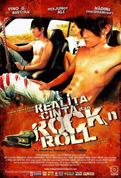 Vino G Bastian dan Herjunot Ali d dalam film REALITA CINTA DAN ROCK N ROLL © Virgo Putra Film