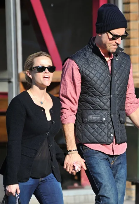 Reese Witherspoon - Jim Toth @ justjared.com