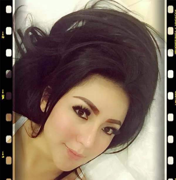 Inilah foto Regina yang dikirimkan pada sang suami Farhat Abbas @twitter.com - reginanews33 