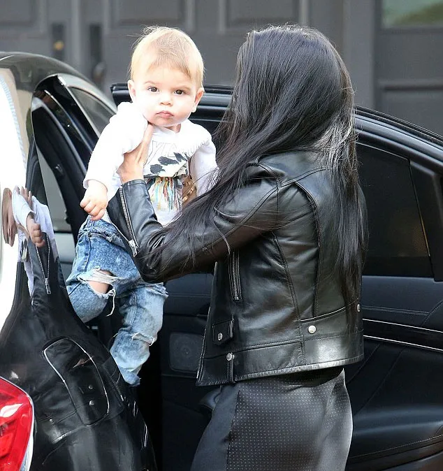 Reign Disick tampil unyu layaknya seorang bintang © Dailymail/Fameflynet