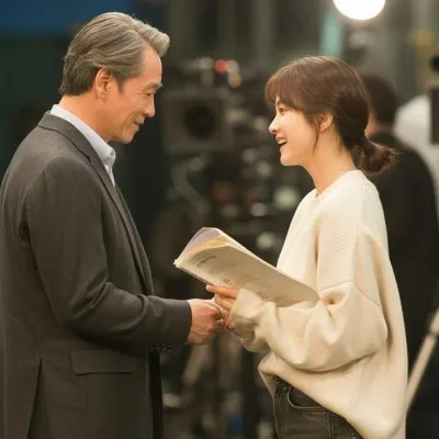 Rekomendasi Drama Korea Romantis dengan Trope Perbedaan Usia yang Bikin Baper