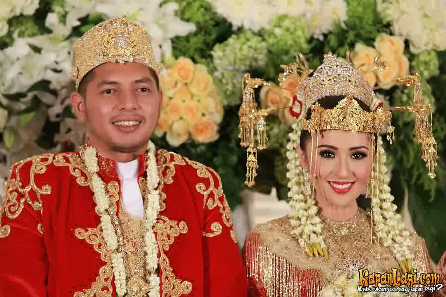 Chua saat resepsi pernikahan dengan Faisal ©Agus Apriyanto