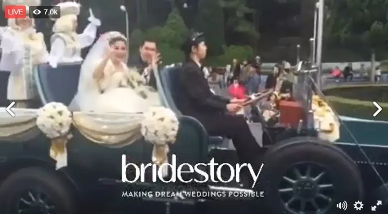 Arak-arakan resepsi pernikahan Sandra Dewi. ŠFB Bridestory
