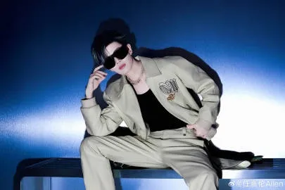 Ren Jialun - Copyright: Weibo