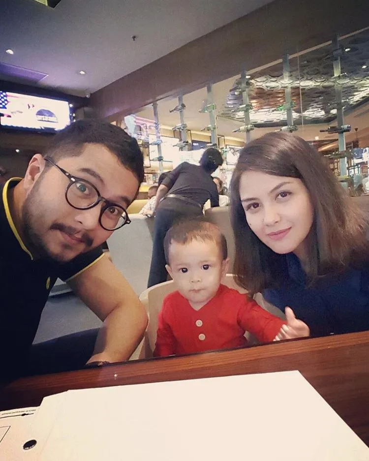 Revalina bersama Randy dan Rihga