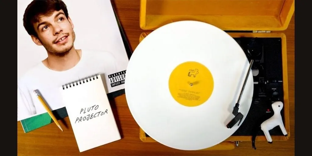Rex Orange County - Terjemahan Pluto Projector