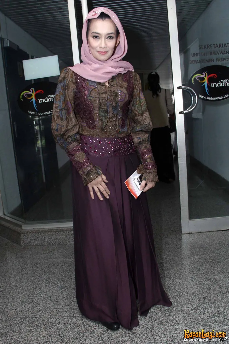 Ingin berikan dukungan, Reza Artamevira hadiri sidang pembacaan vonis Angelina Sondakh