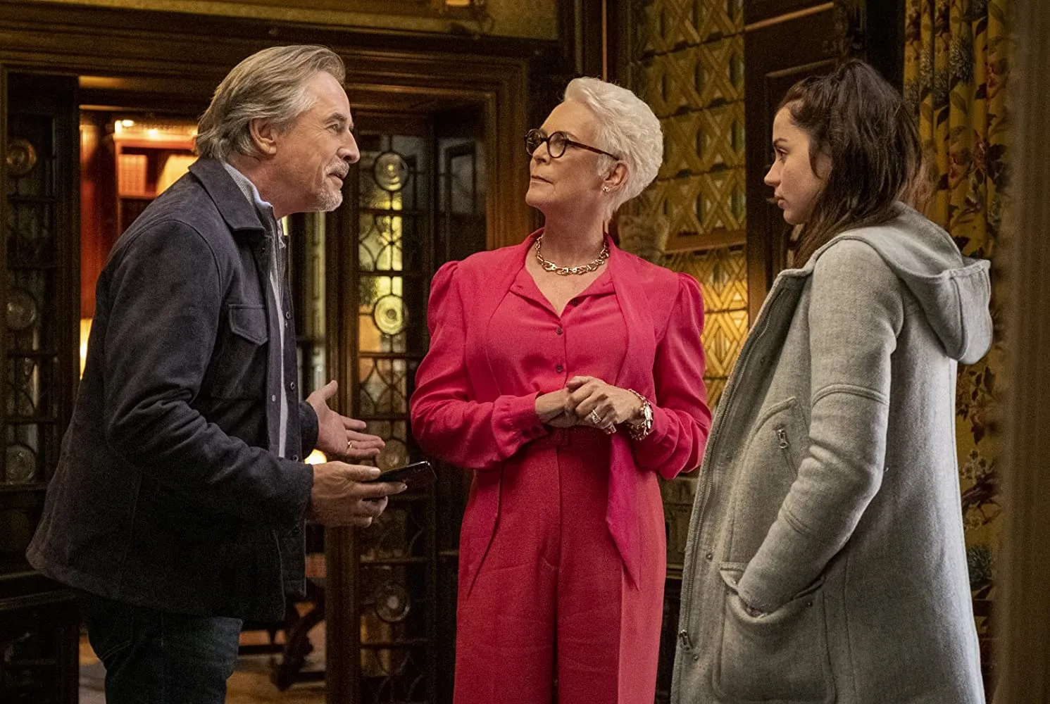 Richard, Linda, dan Marta ©Lionsgate via IMDb
