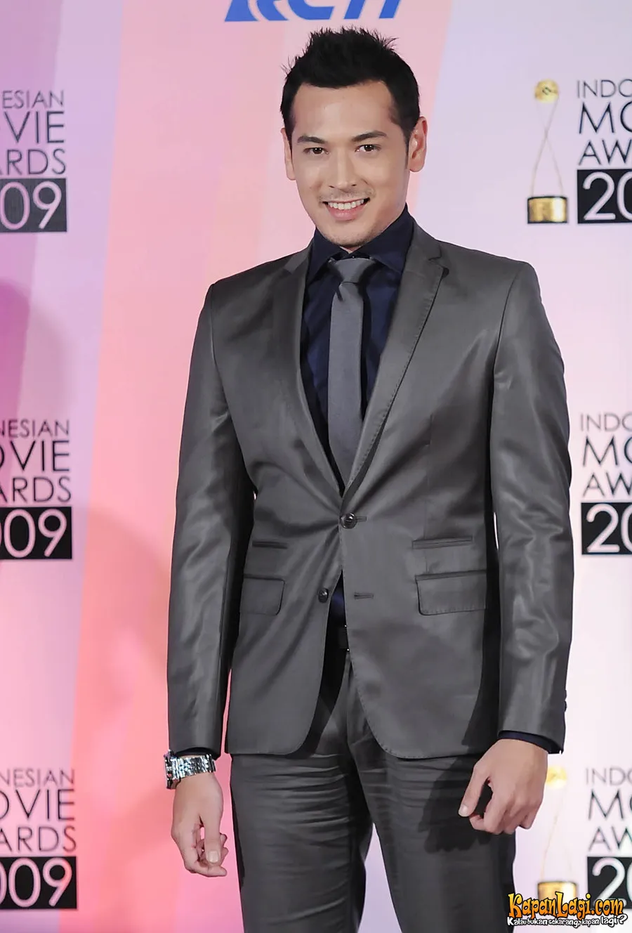 Richard Kevin diisukan beli rumah bareng Cut Tary.