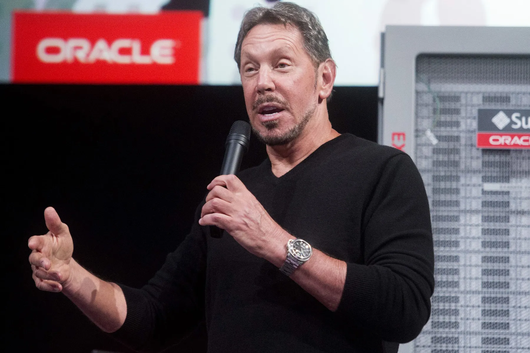 Larry Ellison merupakan CEO Oracle, sebuah perusahaan komputer terbesar di Amerika © istimewa