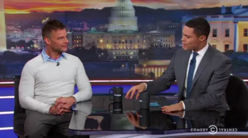 Ricky ungkap alasannya sempat sembunyikan orientasi seksual yang sebenarnya. Credit: Youtube.com