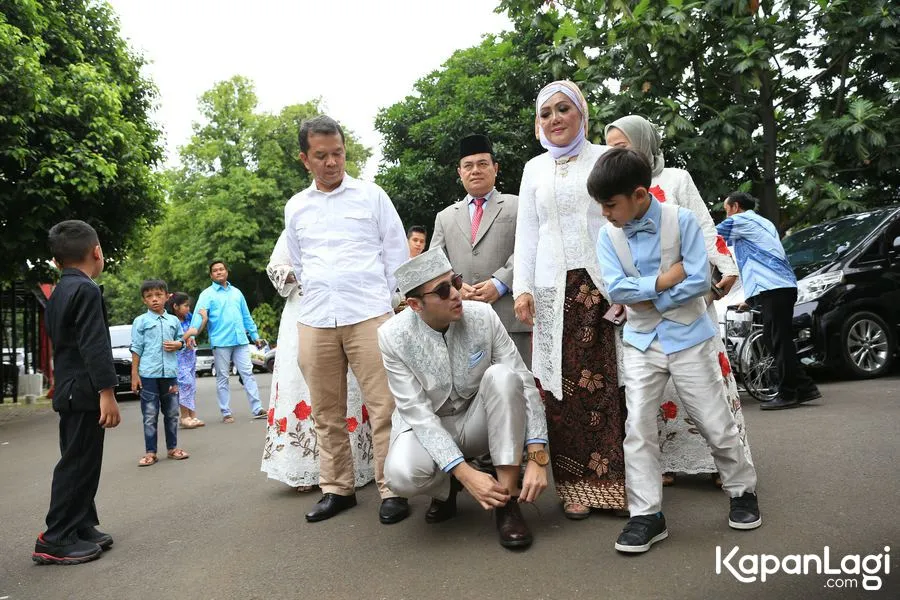 Rifky Balweel memiliki sejumlah keluarga yang memiliki garis keturunan Arab. cr: KapanLagi.com/Agus Apriyanto