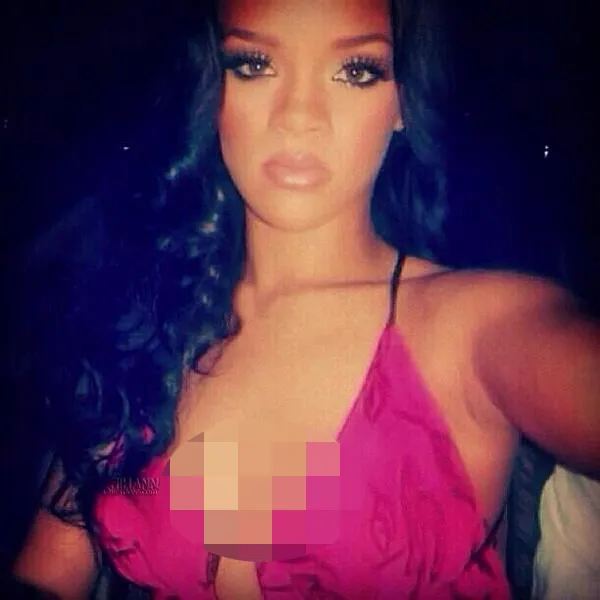 Rihanna @ Instagram/Rihanna