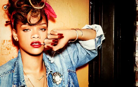 Rihanna @ grmdaily.com