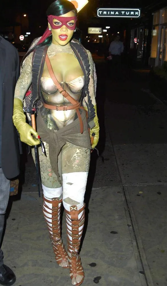 Rihanna jadi Kura-Kura Ninja @ istimewa