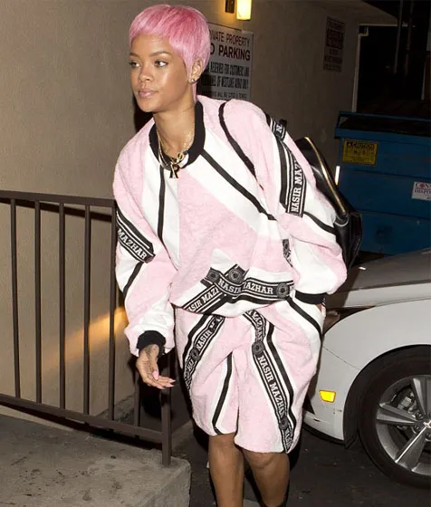Style girly ala Rihanna @ dailymail.co.uk/splashnews.com