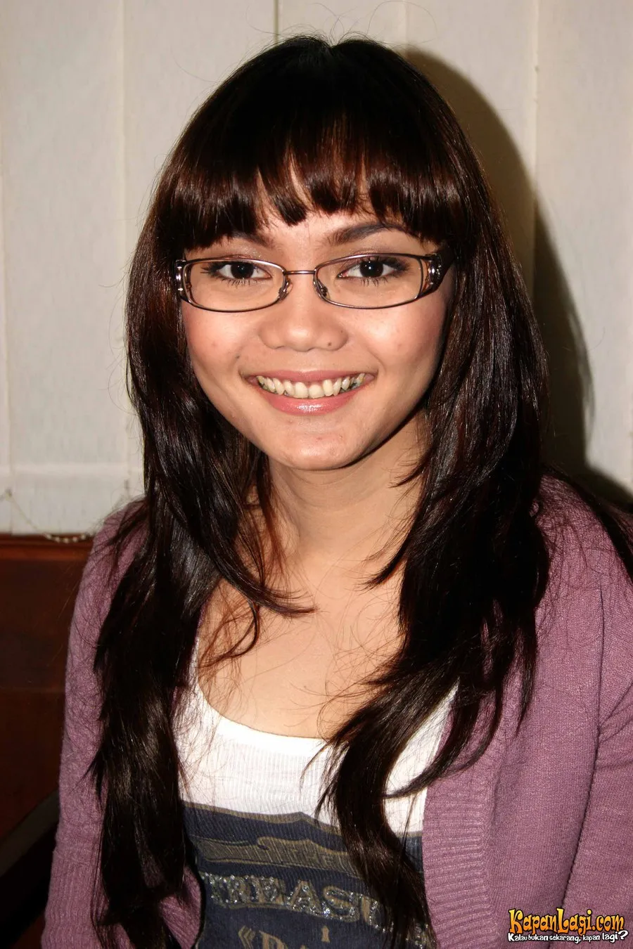 Meski dikabarkan dekat dengan Saipul Jamiell, Rina mengaku hanya berkomunikasi dalam lingkup grup.