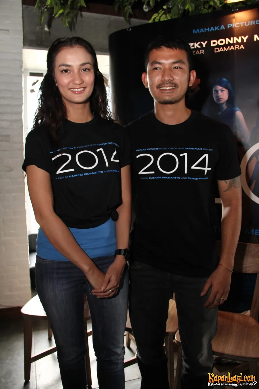 Rio Dewanto dan Atiqah Hasiholan.