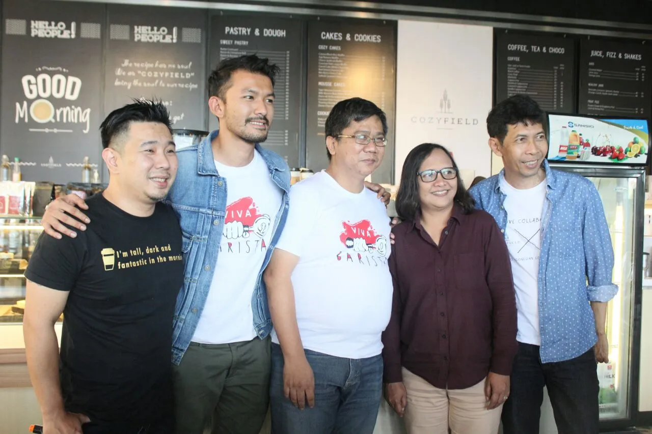 Dituntut tanggung jawab secara moral, Rio Dewanto senang menjadi juri kompetisi kopi © KapanLagi.com/Fikri Alfi Rosiyadi