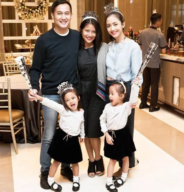 Potret Bahagia Putri Ikke Nurjanah Dengan Keluarga Baru