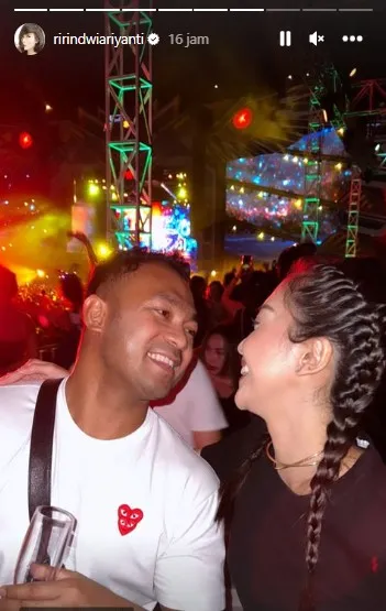 Ririn Dwi Ariyanti Nonton DWP 2022 (Credit: Instagram/ririndwiariyanti)