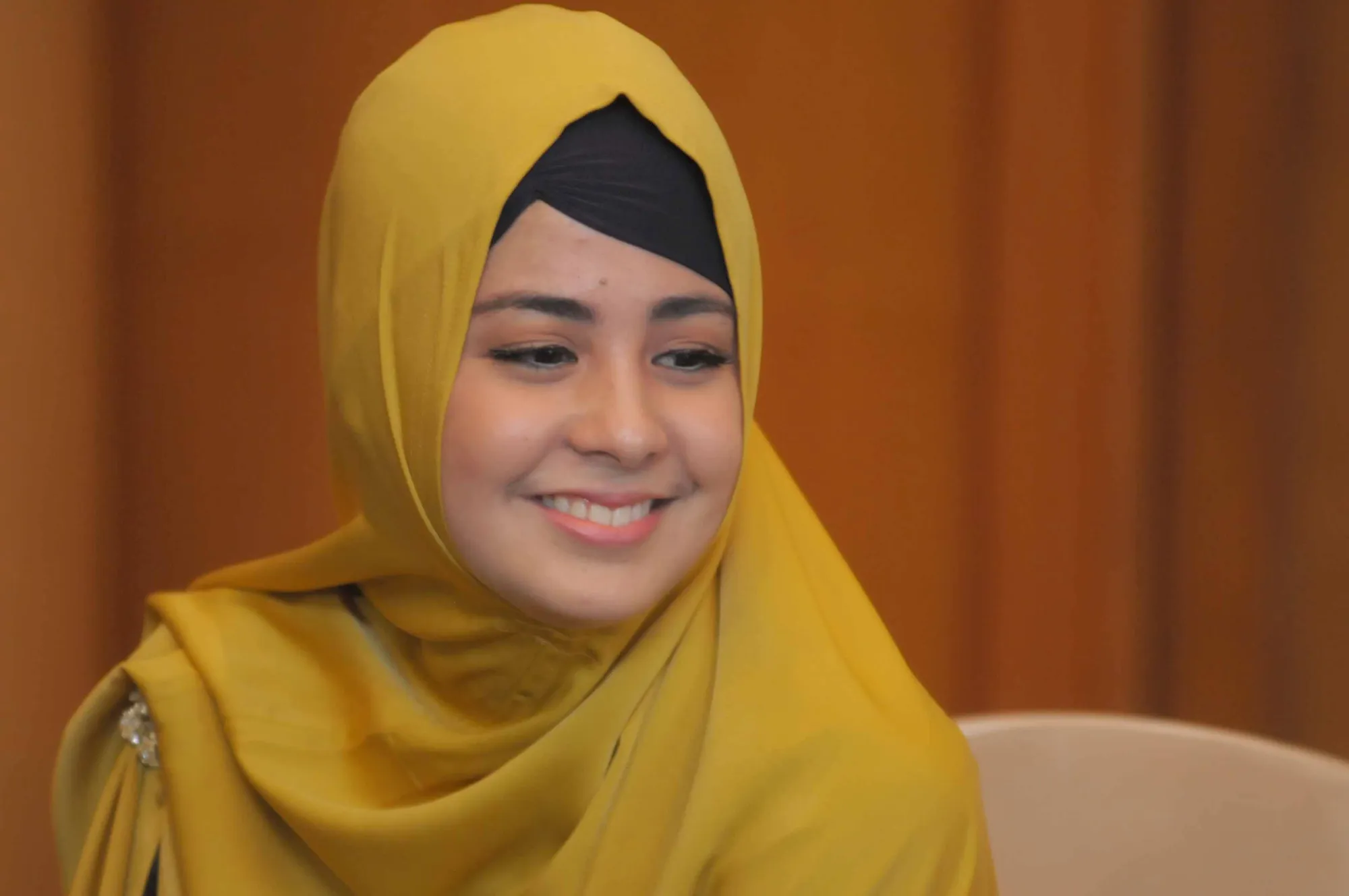 Risty Tagor dan Stuart Collin memiliki mimpi membangun masjid suatu saat nanti. ©KapanLagi.com®/Bayu Herdianto