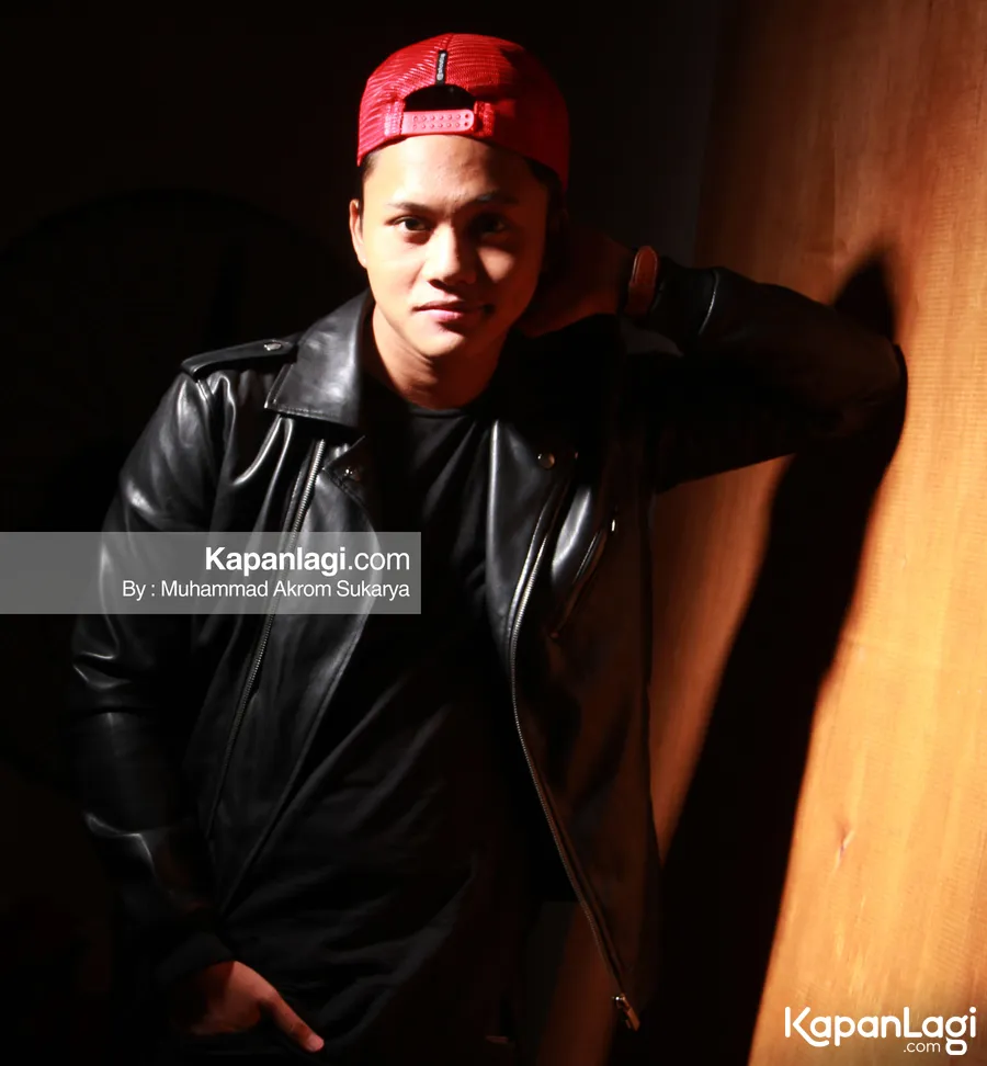 Rizky bungkam soal status hubungannya dengan Vebby © KapanLagi.com®/Vebby Palwinta