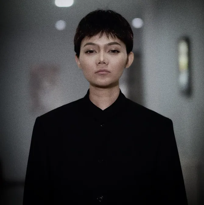 Rina Nose dandan ala Roy Kiyoshi (credit : instagram.com/rinanose16)