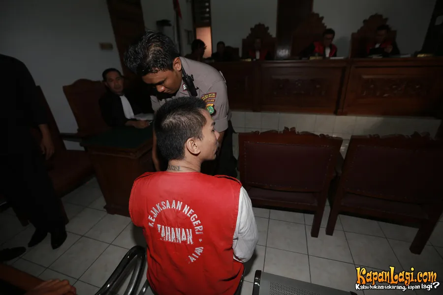 RA kala menjalani sidang perdana © KapanLagi.com®/Budy Santoso