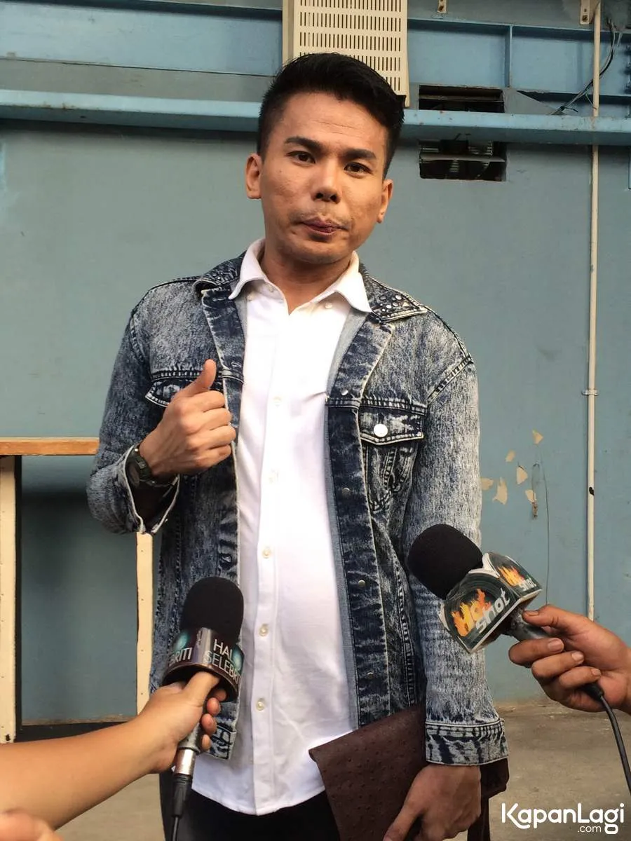 Robby Abbas bebas dari penjara © KapanLagi.com®/Agus Apriyanto
