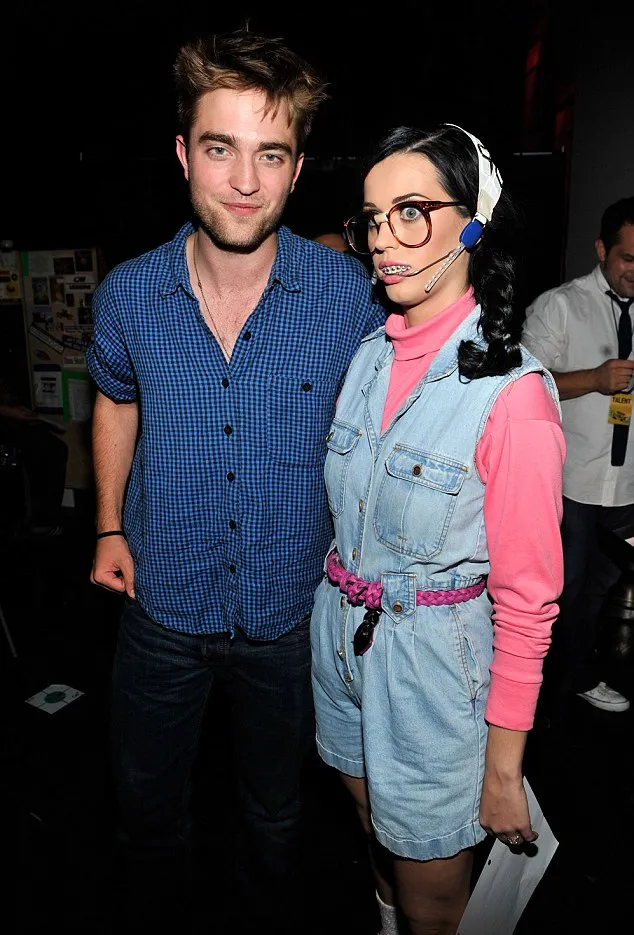 Robert dan Katy @ dailymail.co.uk
