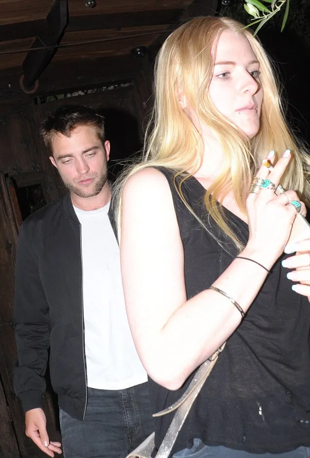 Robert dan Imogen @ dailymail.co.uk