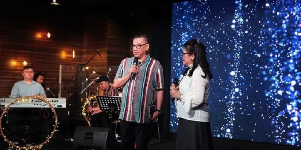 Robert - Deeper in Love (Terjemahan Feat Lea Sutanto)