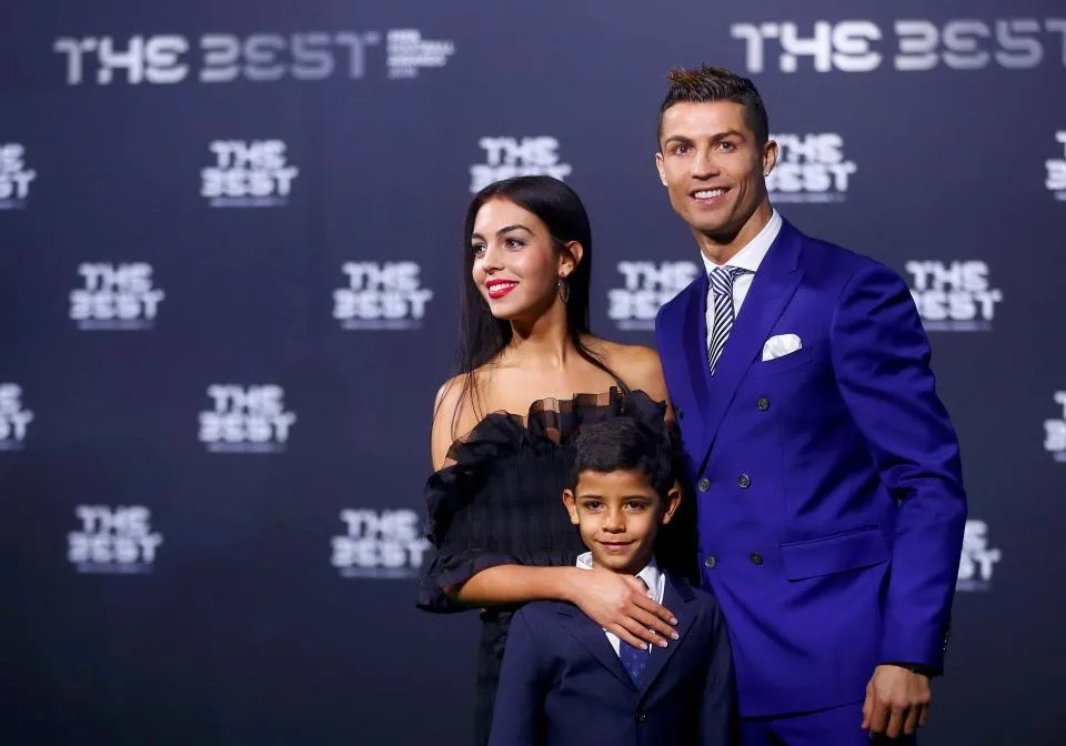 Ronaldo mengajak serta Georgina dan putra mungilnya, Cristiano Ronaldo Jr © The Sun