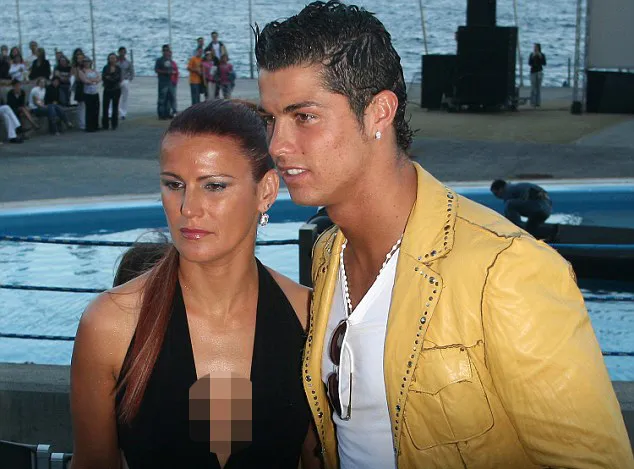 Elma dan Ronaldo @ dailymail.co.uk