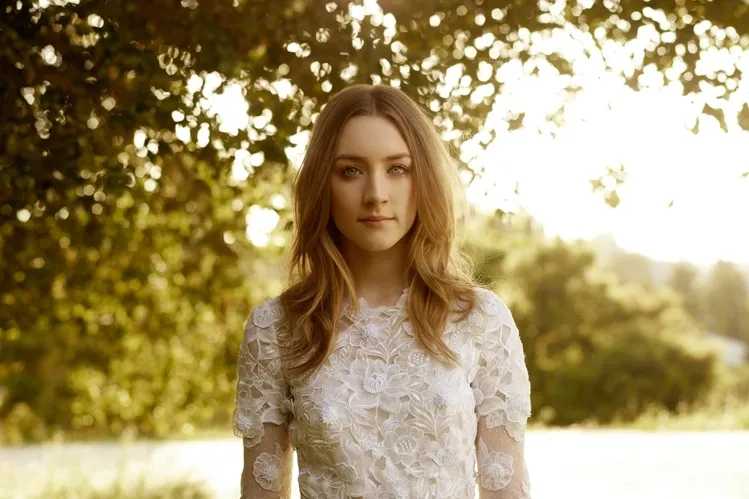 Kecantikan Ronan laksana Peri(fanpop.com)