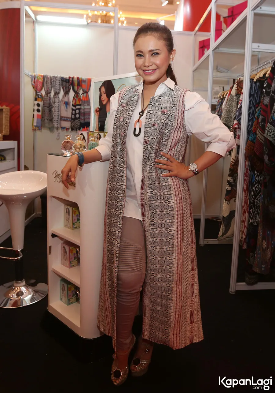 Rossa mengaku sudah punya pacar meski terus merahasiakannya. ŠKapanLagi.com/Budy Santoso