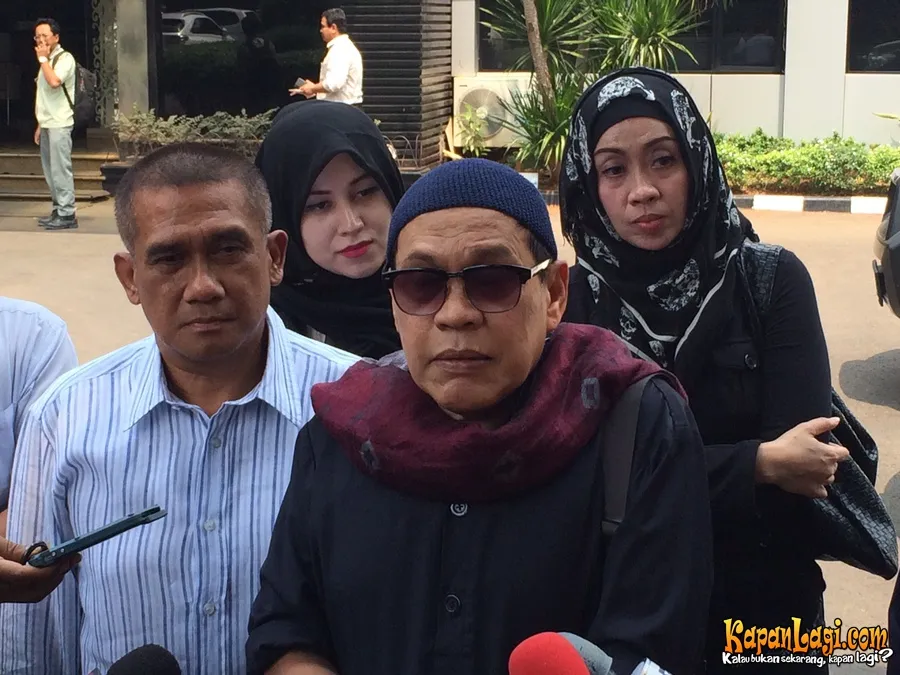 Roy Tobing menyatakan masih menghitung kerugian yang dideritanya © KapanLagi.com®/Hendra Gunawan