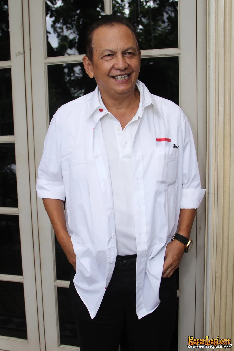 Roy Marten menunjukkan rasa nasionalismenya dengan menggunakan produk dalam negeri.