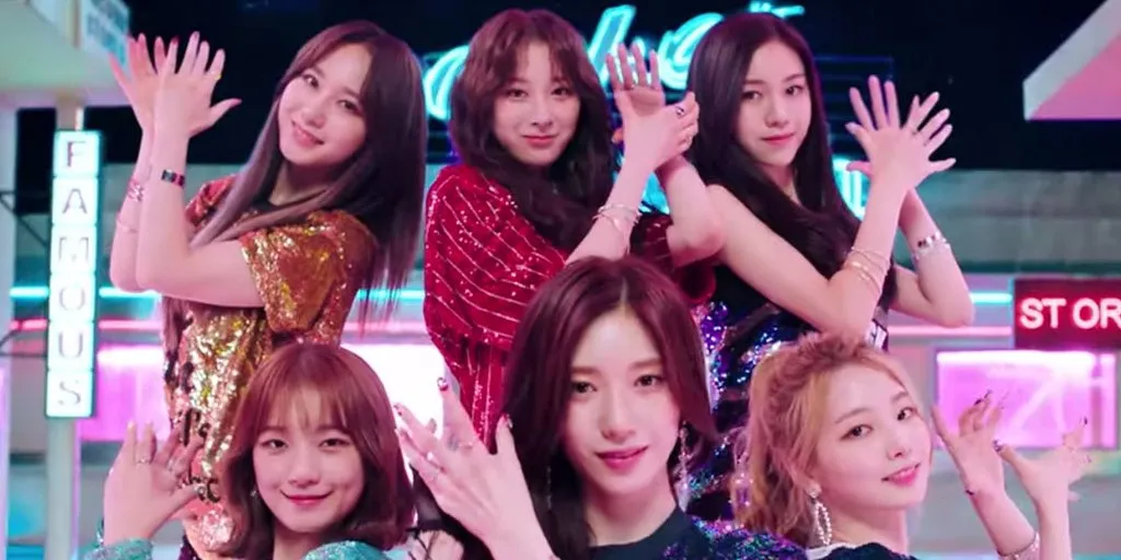 Rocket Punch - Red Balloon