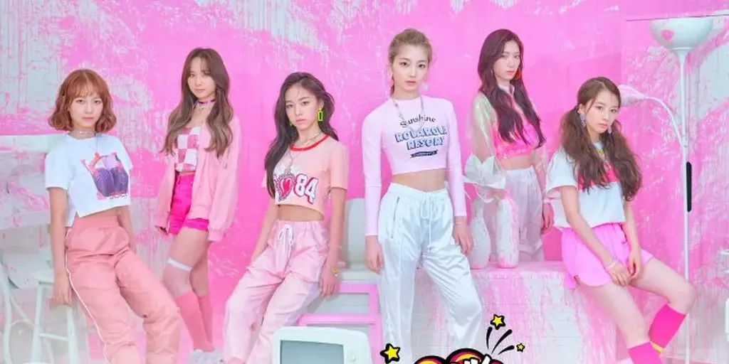 Rocket Punch - LOUDER