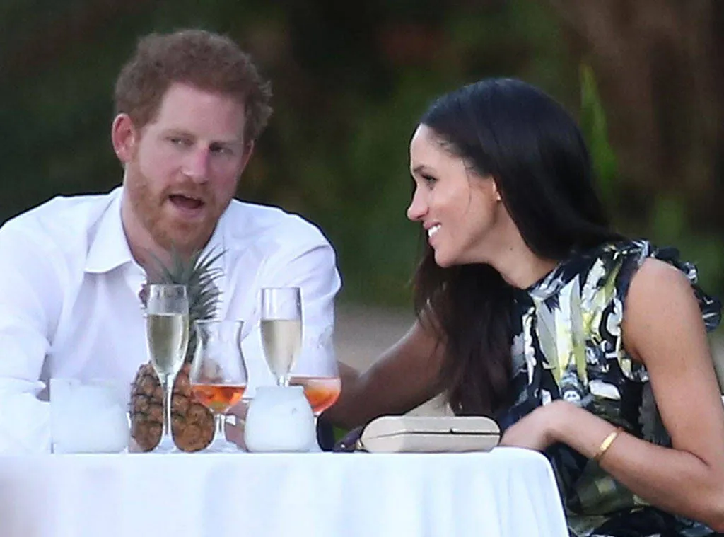 Pangeran Harry sebelumnya dikabarkan mengunjungi lokasi syuting Meghan © Fameflynet via E! Online