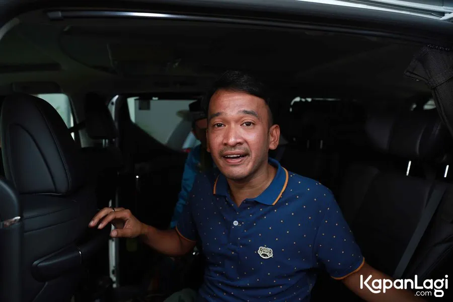 Ruben Onsu sempat unfollow Ayu Ting Ting. ©KapanLagi.com/Muhammad Akrom Sukarya