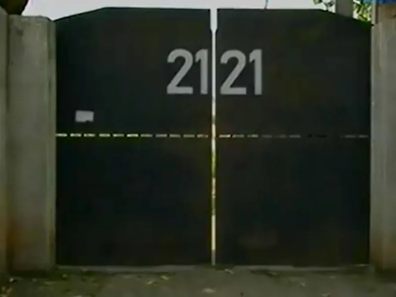 Gerbang rumah Bob Sadino. ©YouTube AndroidMediafy