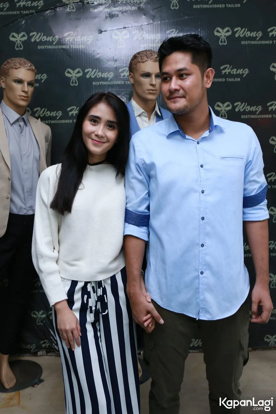 Ryana Dea & Puadin Redi memiliki dua rumah setelah menikah. ŠKapanLagi.com/Agus Apriyanto