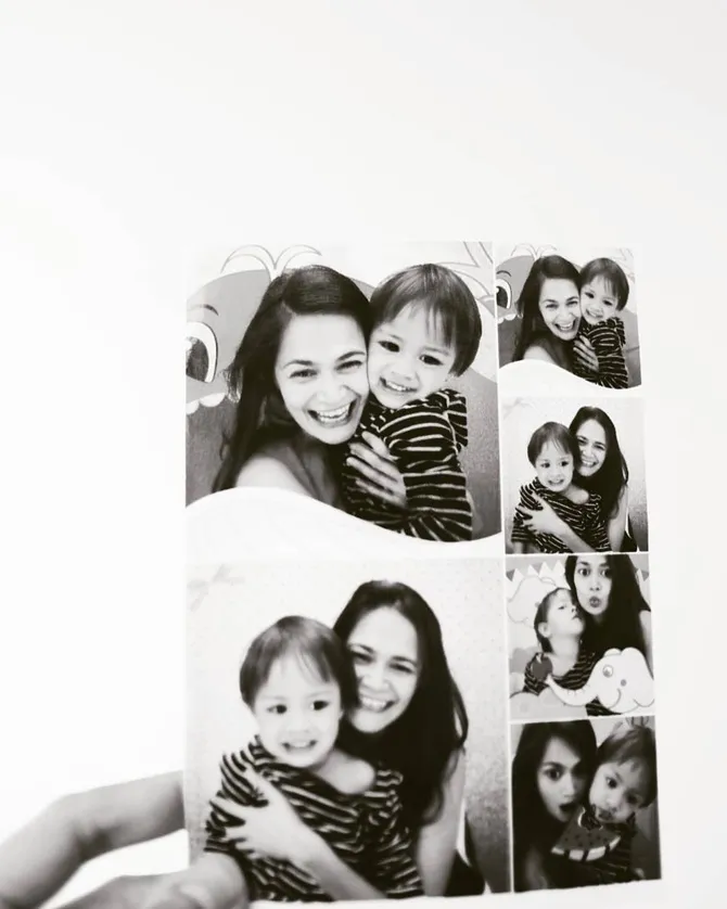 Sabai photo box bareng Bjorka (credit : instagram.com/sabaidieter)