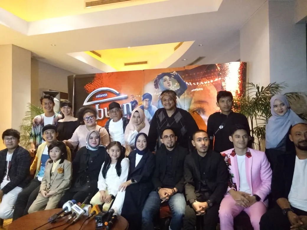 Kompak di Gala Premiere