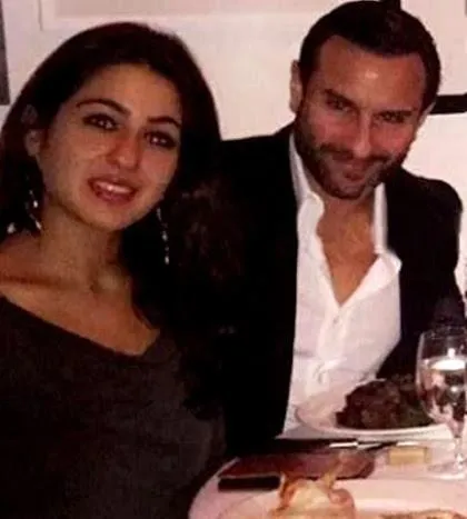 Saif makan malam berdua dengan Sara ©pinkvilla