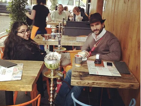 Kebersamaan Sara dan Saif Ali Khan di London, seperti sedang kencan ya? @filmibeat.com