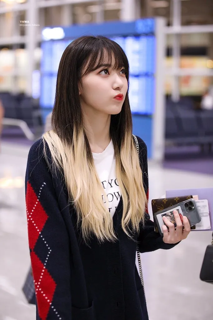 Gaya Berbeda